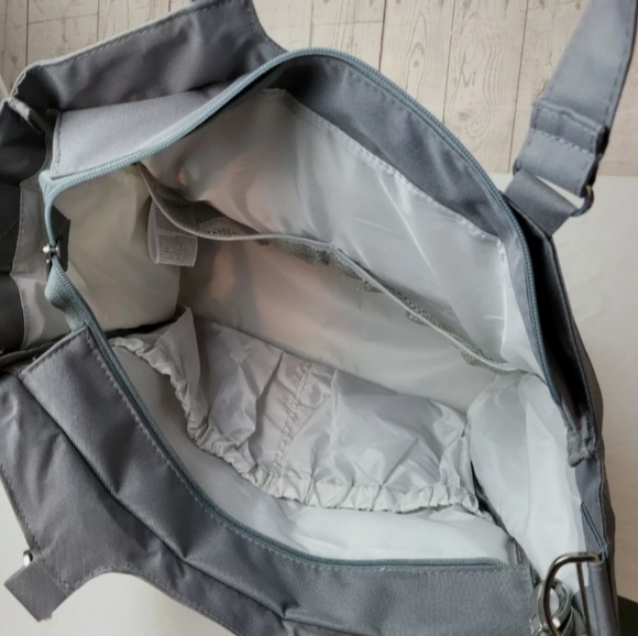 JJ Cole diaper bag - Picture 5 of 8